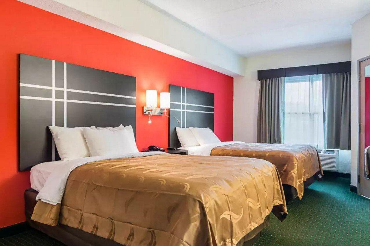 Quality Suites Atlanta Airport East Forest Park Εξωτερικό φωτογραφία