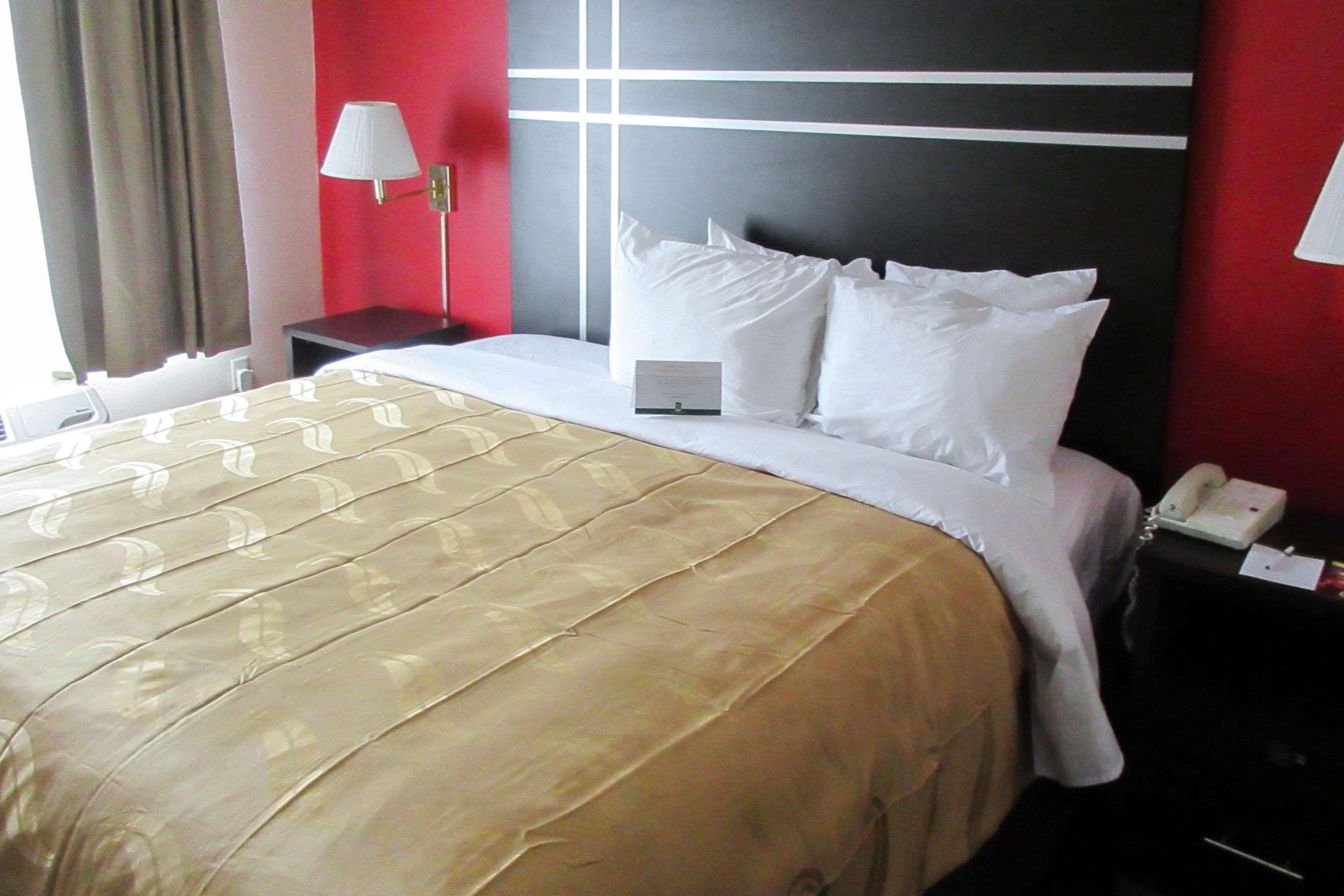 Quality Suites Atlanta Airport East Forest Park Εξωτερικό φωτογραφία