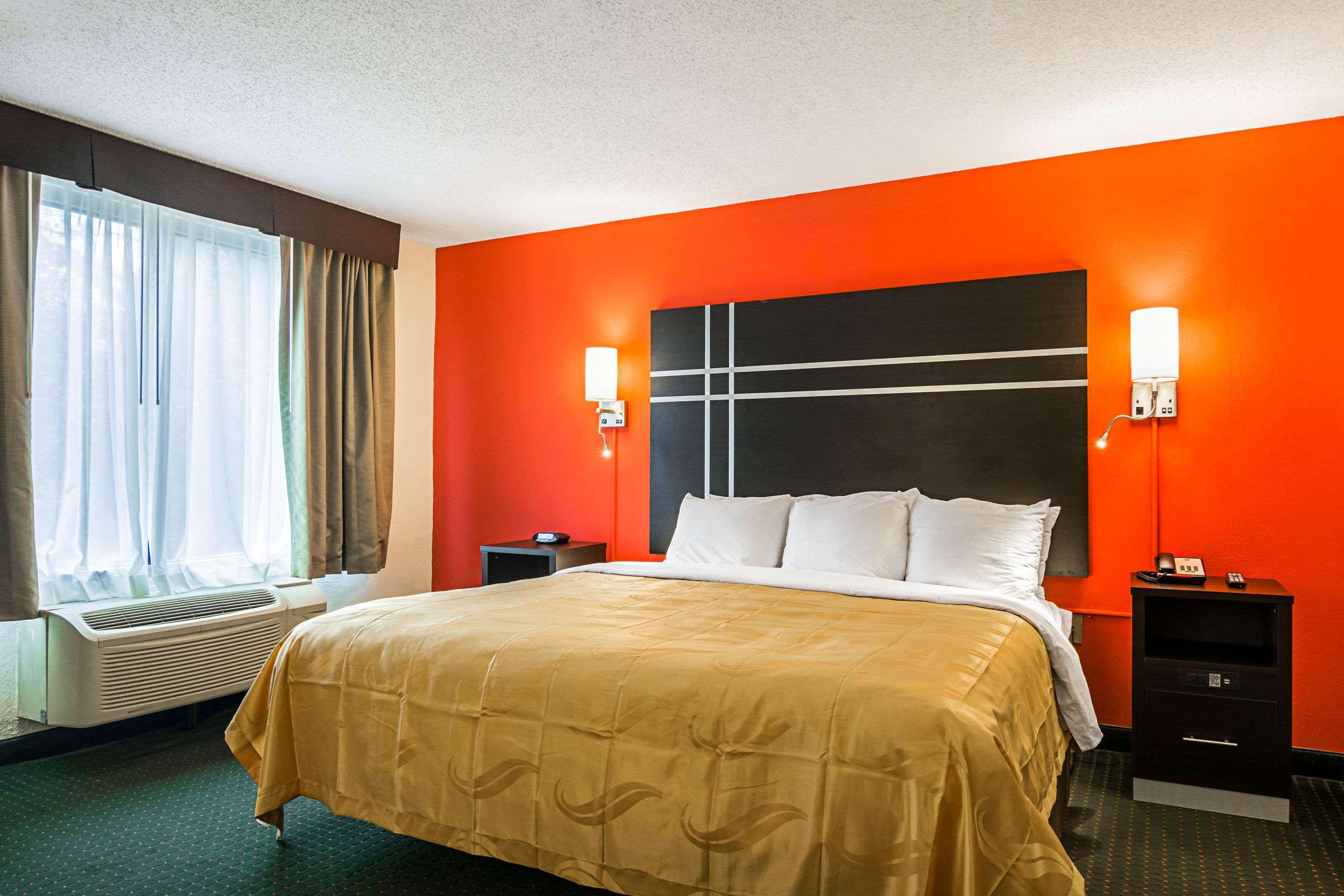 Quality Suites Atlanta Airport East Forest Park Εξωτερικό φωτογραφία