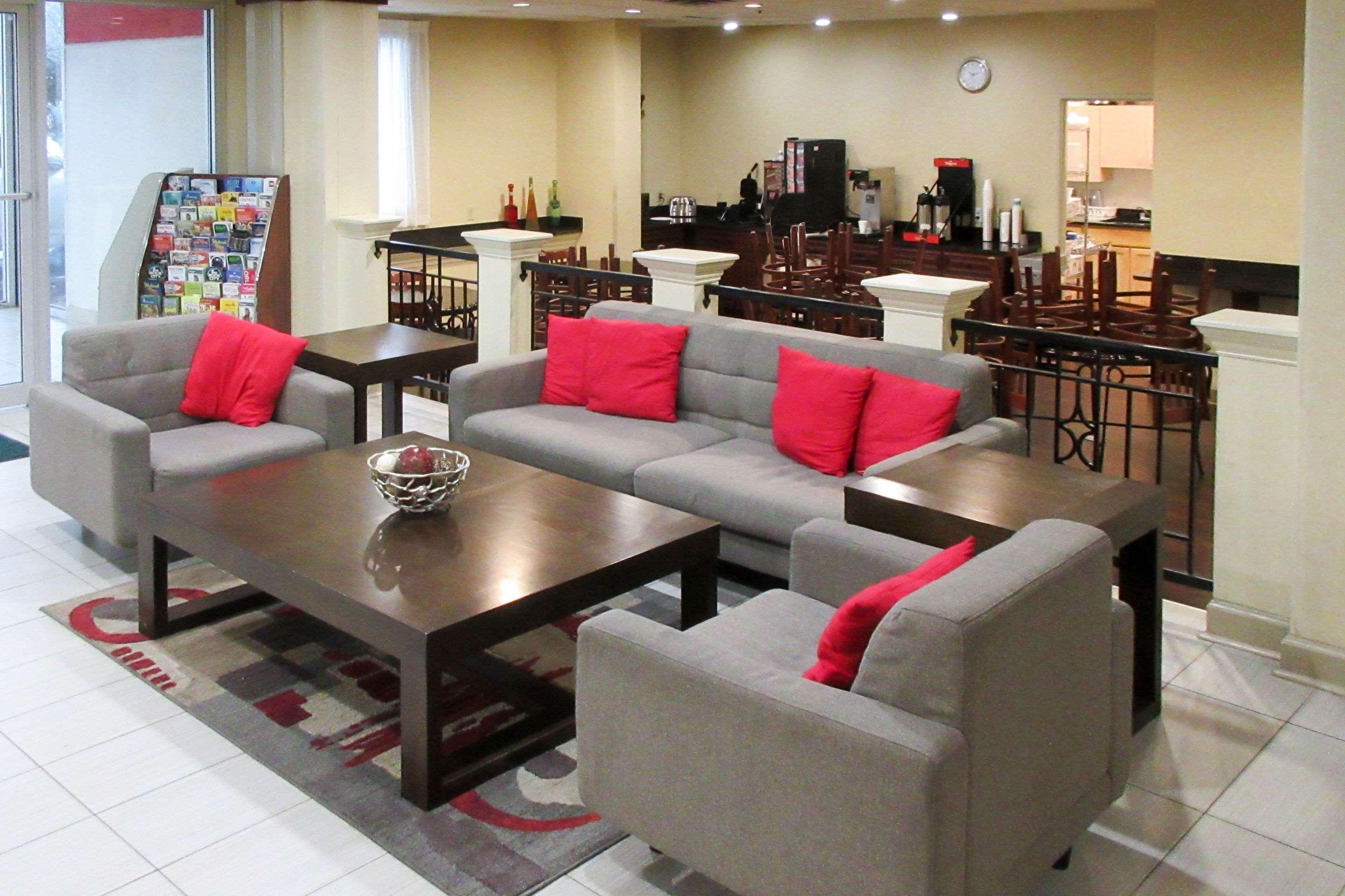 Quality Suites Atlanta Airport East Forest Park Εξωτερικό φωτογραφία