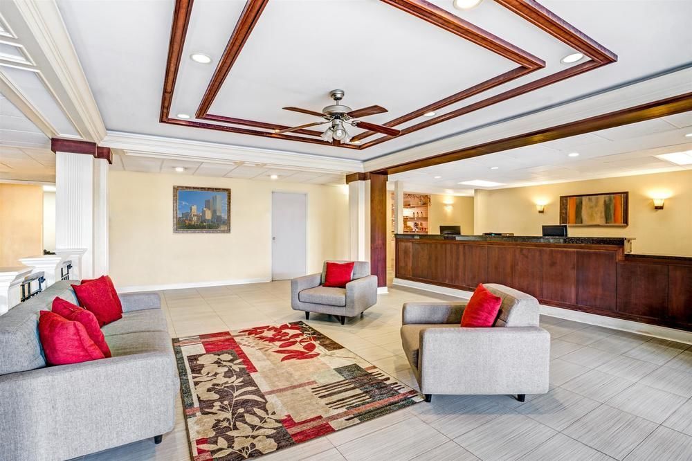 Quality Suites Atlanta Airport East Forest Park Εξωτερικό φωτογραφία