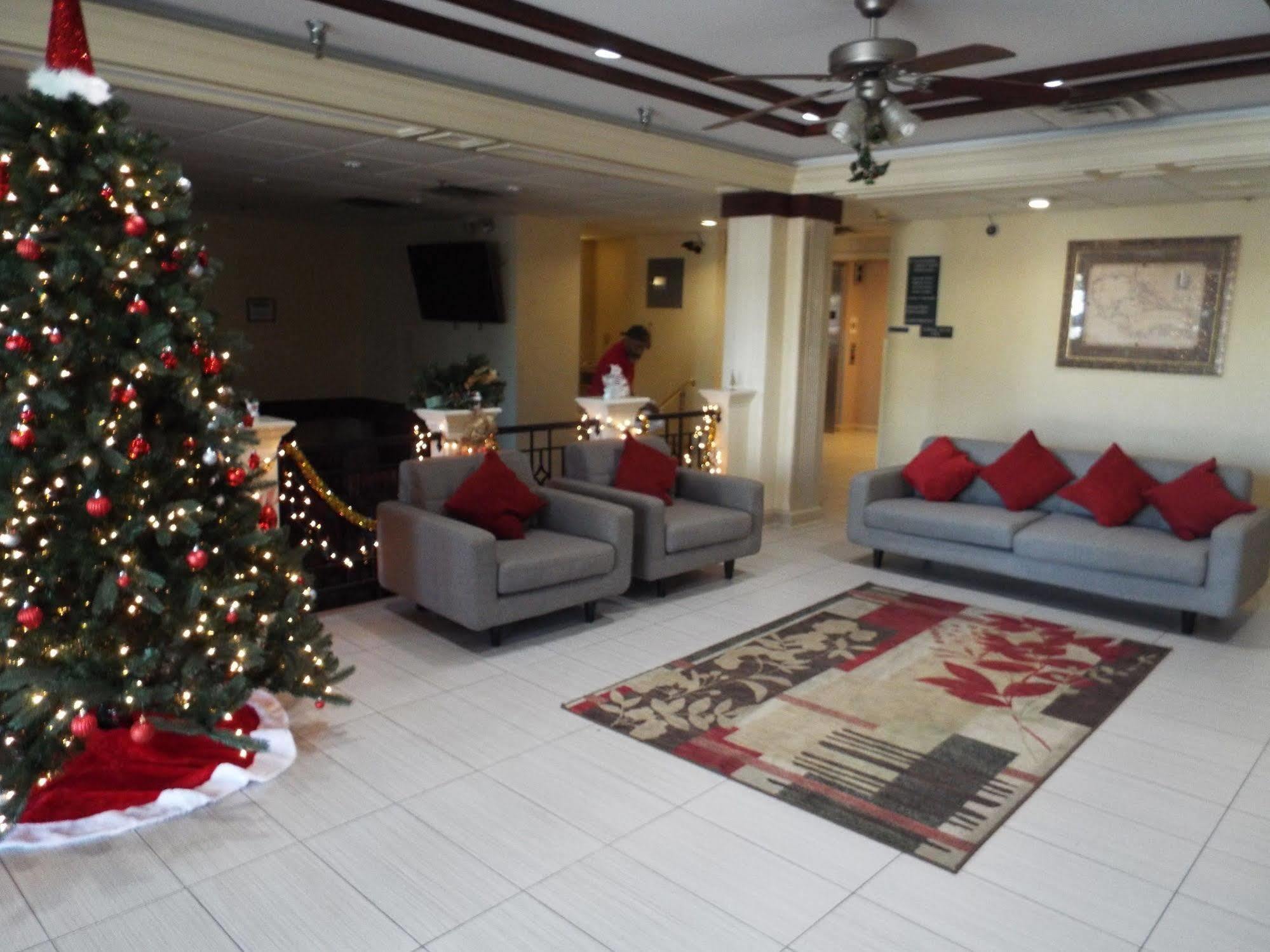 Quality Suites Atlanta Airport East Forest Park Εξωτερικό φωτογραφία