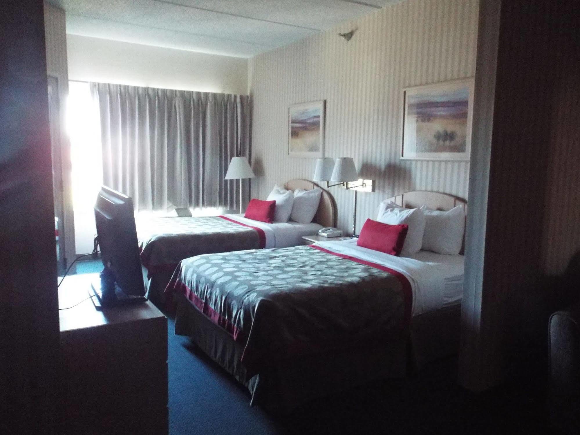Quality Suites Atlanta Airport East Forest Park Εξωτερικό φωτογραφία